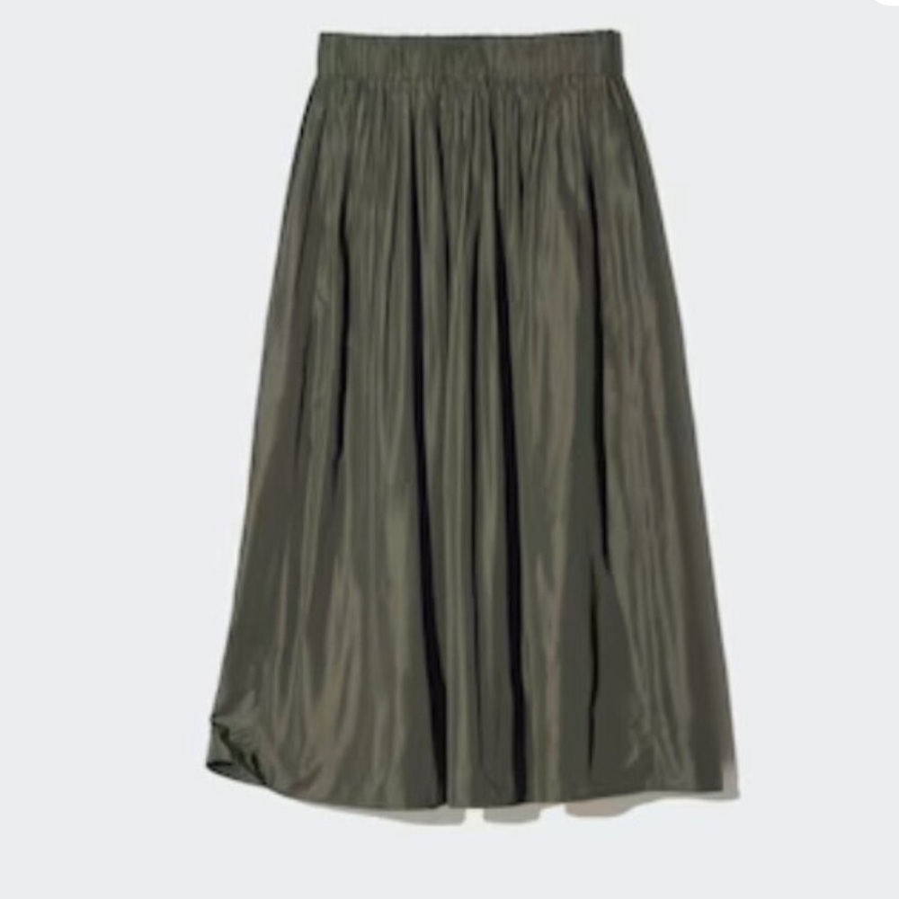 Uniqlo Olive Green Women's Skirt